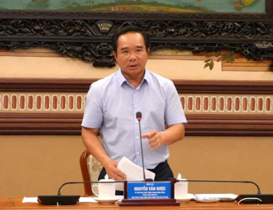 Chủ tịch TP HCM: Sẽ nghiên cứu bỏ giấy phép xây dựng